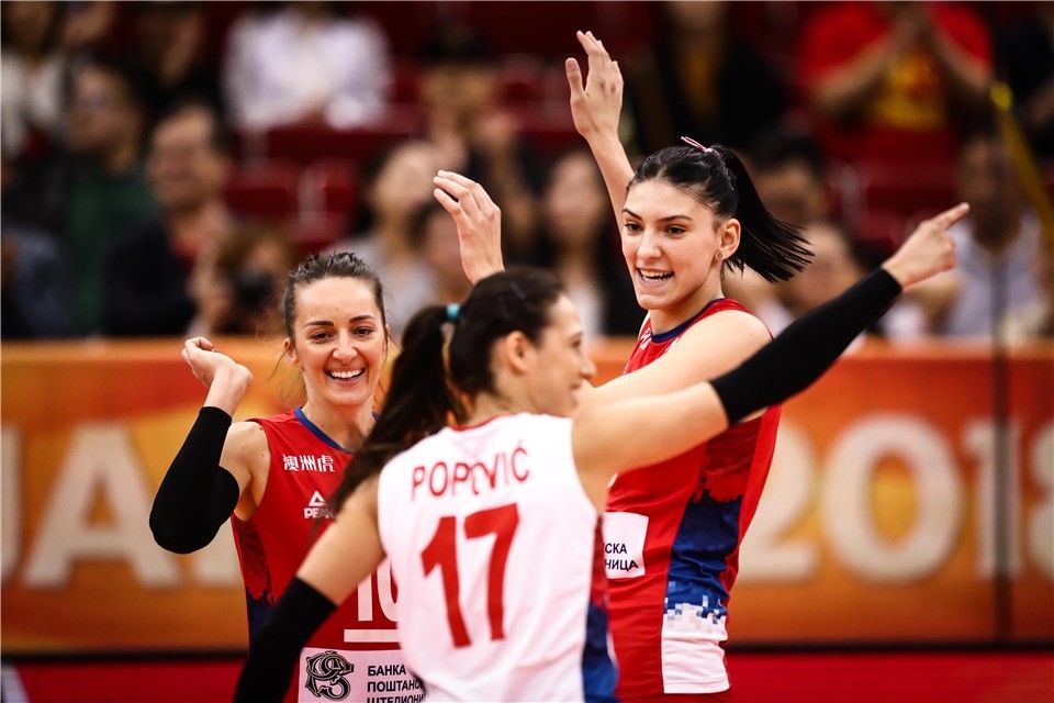 Maja Ognjenović, Silvija Popović i Tijana Bošković (©FIVB)